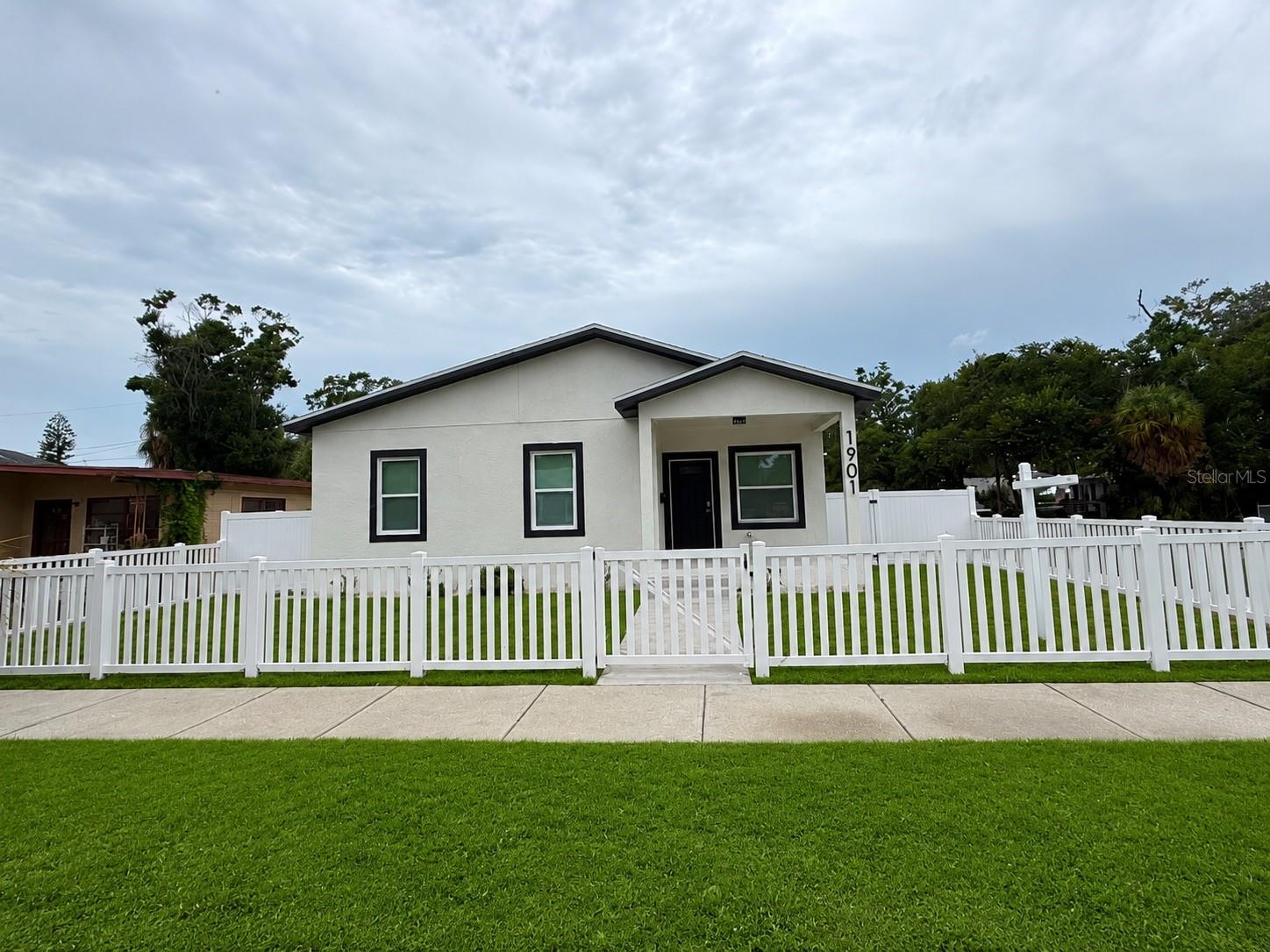Photo of 1901 31ST STREET ST PETERSBURG FL 33712