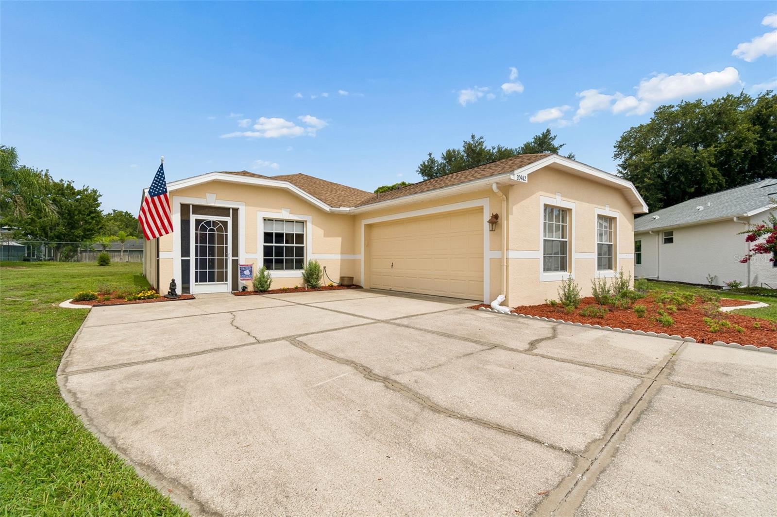 Photo of 20942 SUNSWEET COURT LAND O LAKES FL 34637