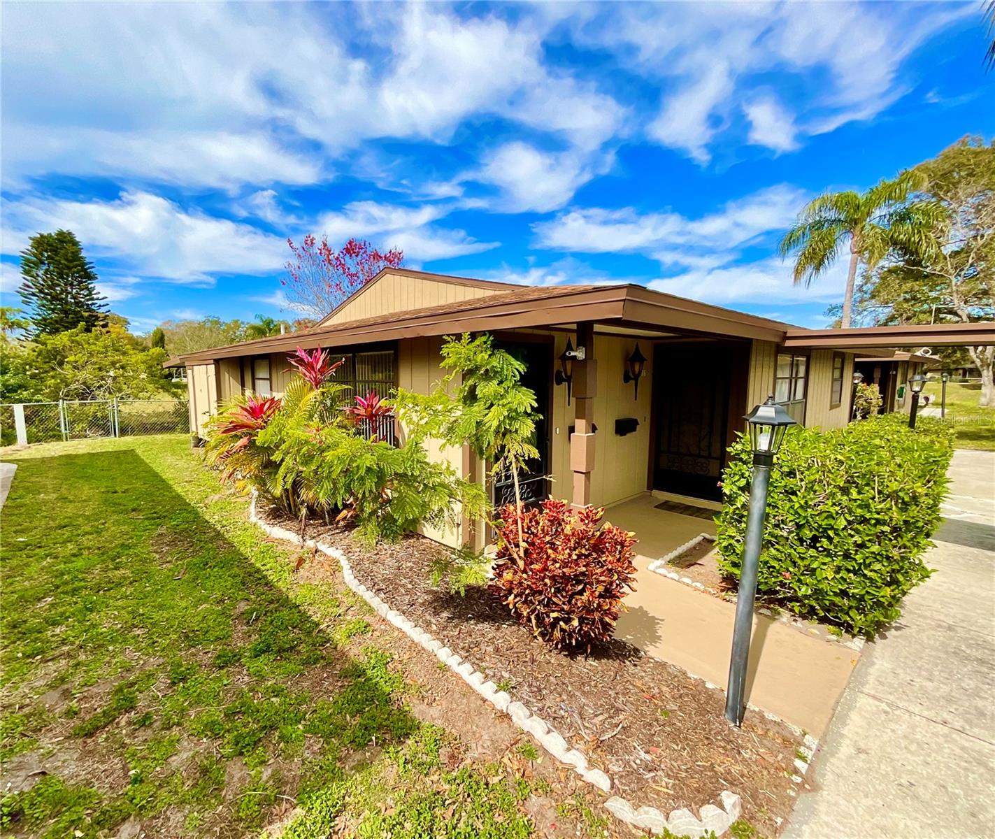 Photo of 1980 TAHITIAN PLACE #15 DUNEDIN FL 34698