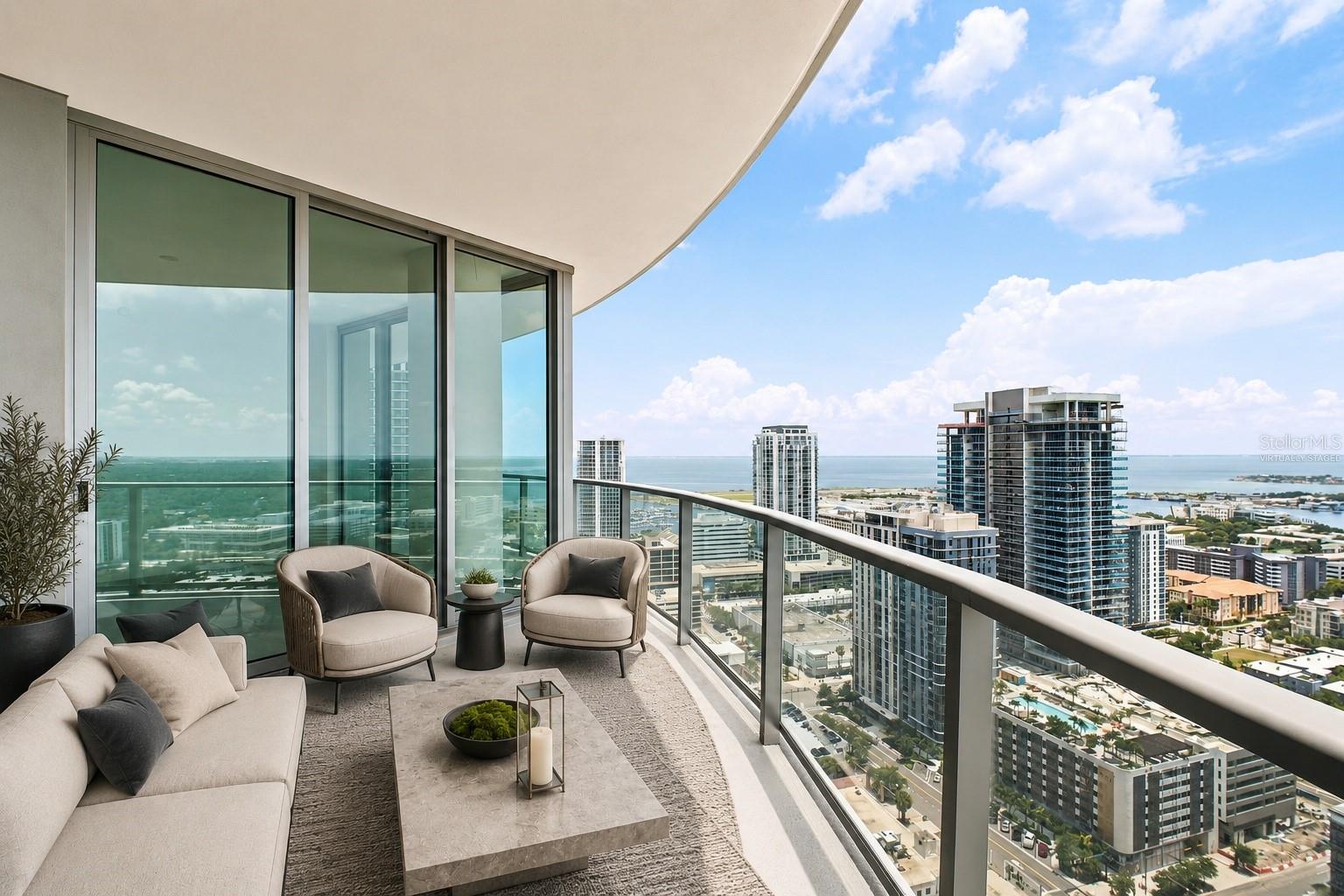 Photo of 400 CENTRAL AVENUE #2901 ST PETERSBURG FL 33701