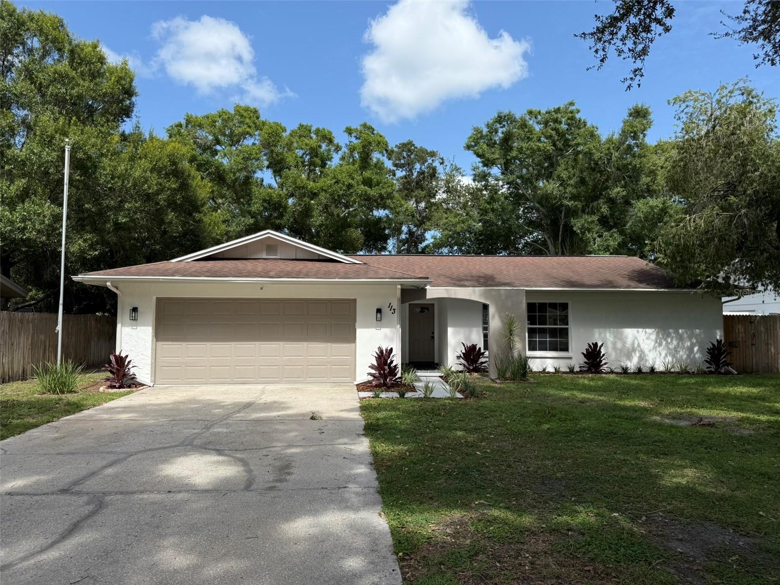 Photo of 113 KENDALE DRIVE SAFETY HARBOR FL 34695