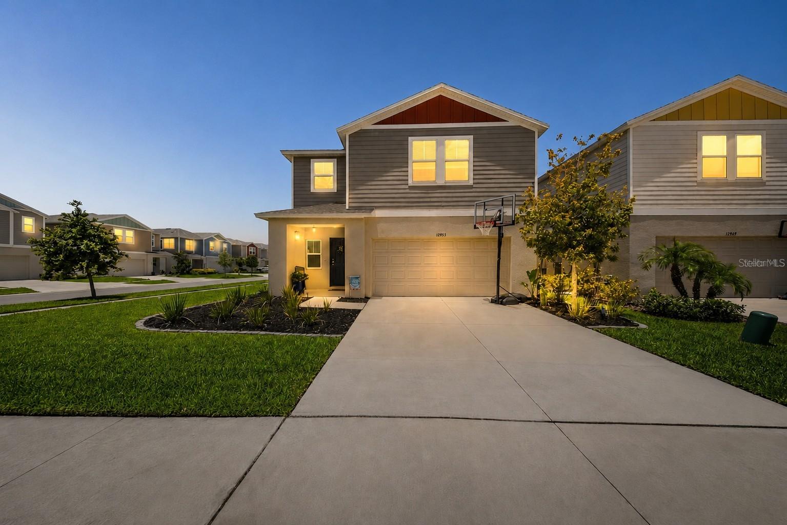 Photo of 12953 CAMARILLO PLACE LITHIA FL 33547