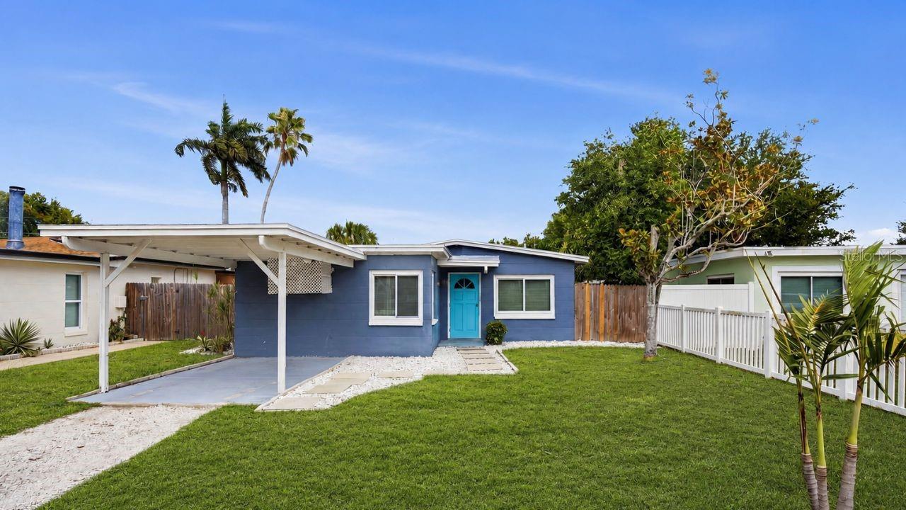 Photo of 664 GRAY STREET ST PETERSBURG FL 33707