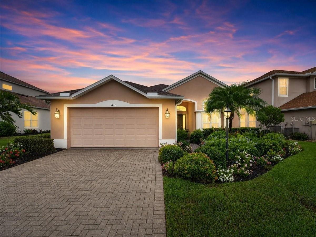 Photo of 6411 GOLDEN EYE GLEN BRADENTON FL 34202