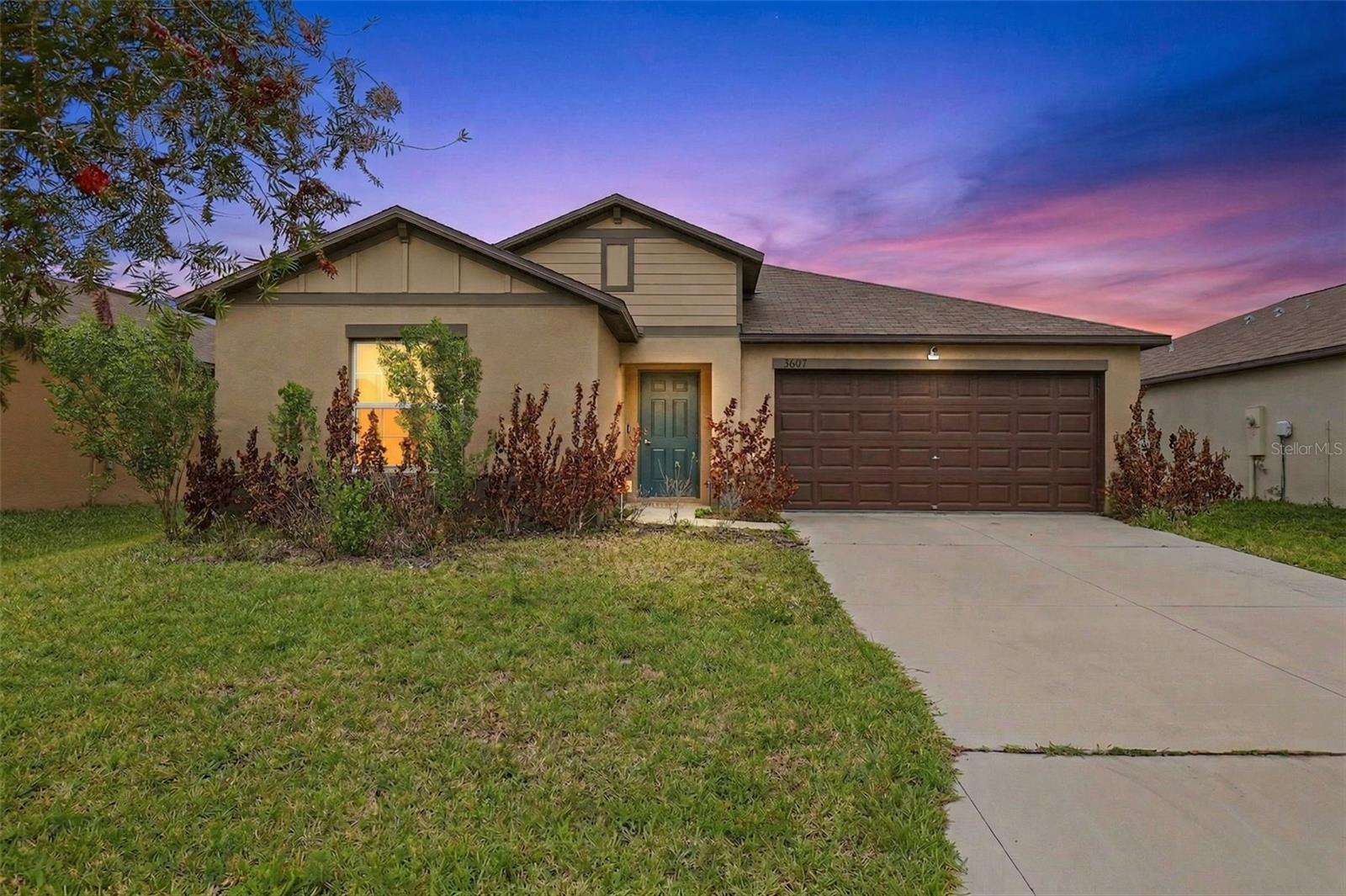 Photo of 3607 NATURAL TRACE STREET PLANT CITY FL 33565