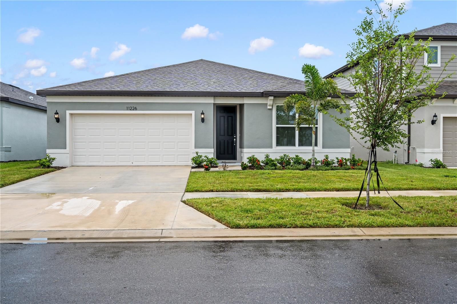 Photo of 11226 SYCAMORE GLEN LOOP THONOTOSASSA FL 33592