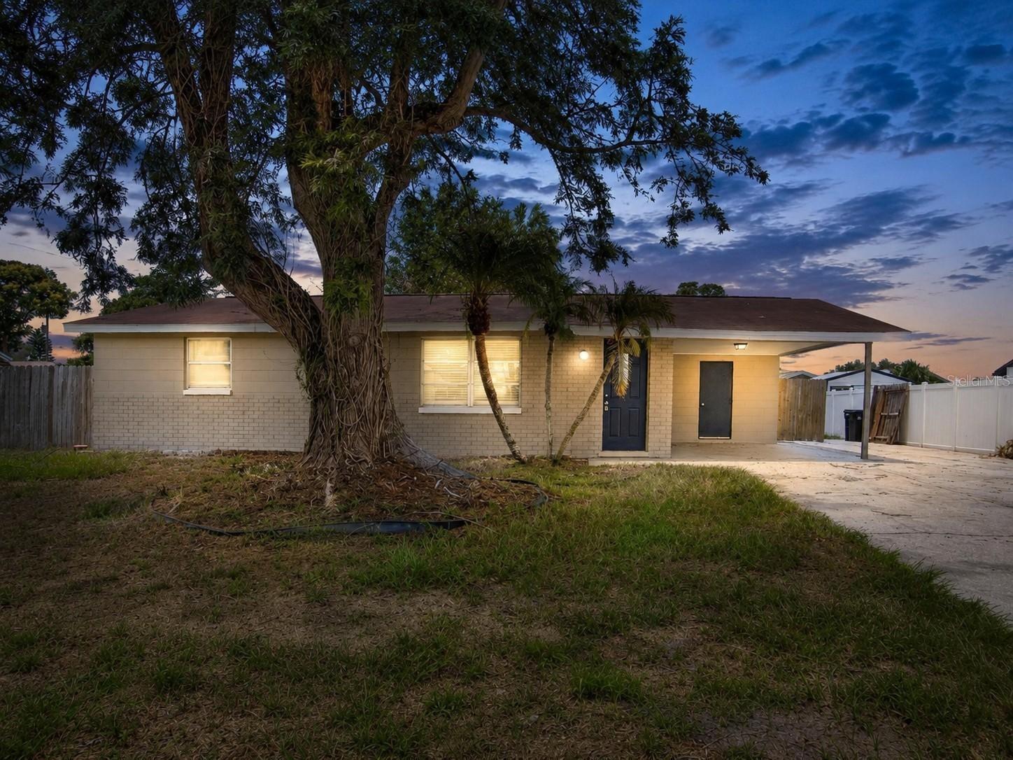 Photo of 5010 SHETLAND AVENUE TAMPA FL 33615