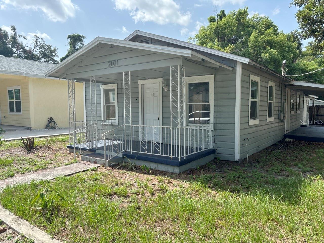 Photo of 2101 E ELLICOTT STREET TAMPA FL 33610