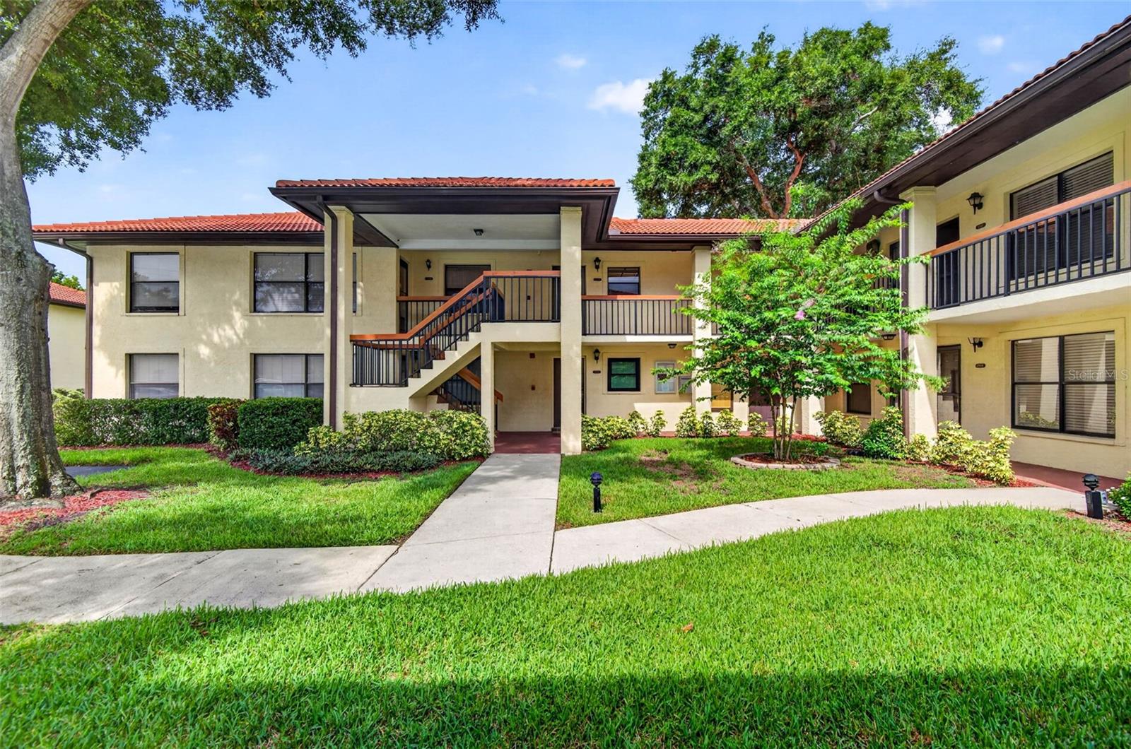 Photo of 1709 HAMMOCK PINE BOULEVARD #1709 CLEARWATER FL 33761