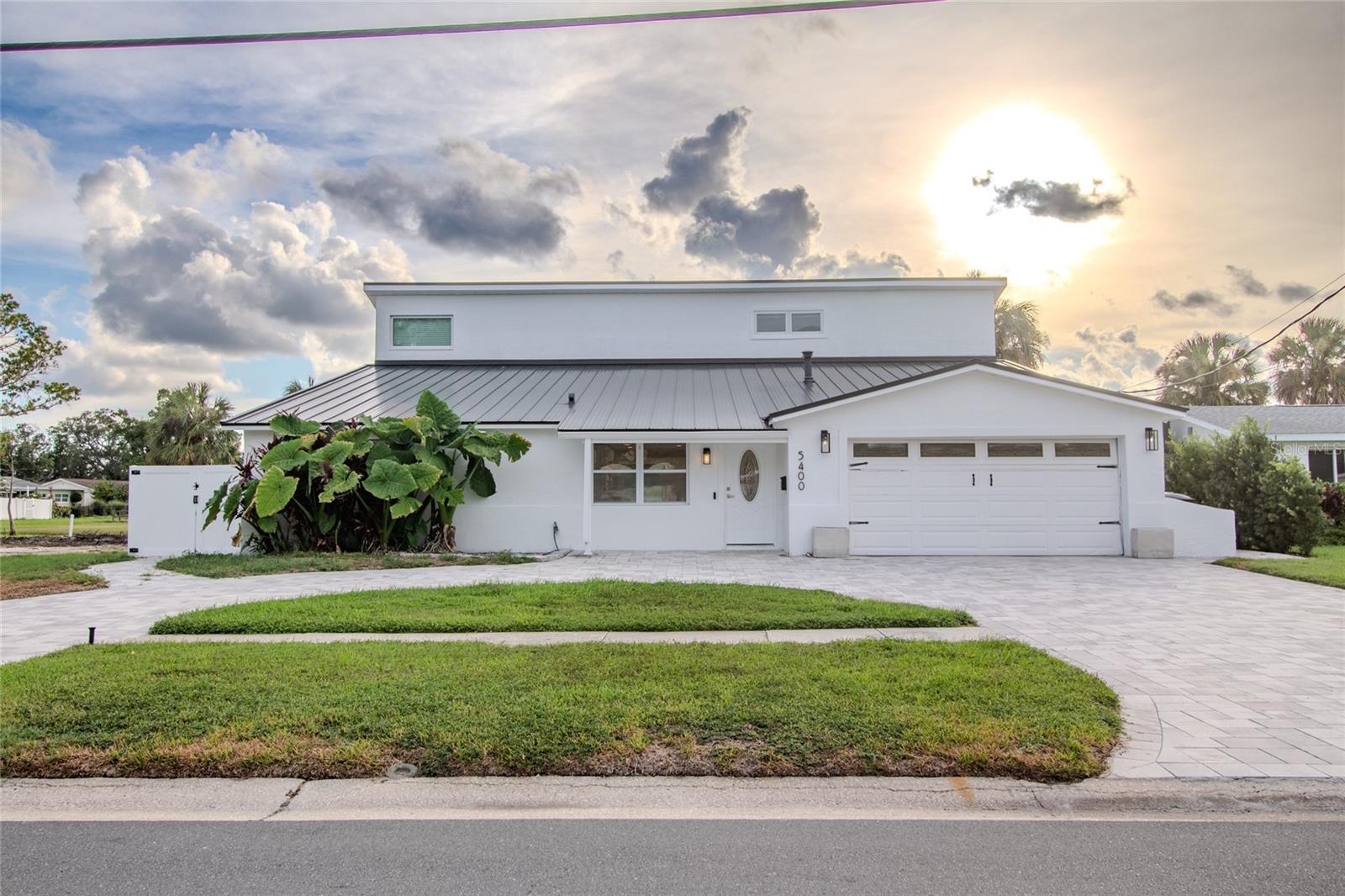 Photo of 5400 DENVER STREET ST PETERSBURG FL 33703