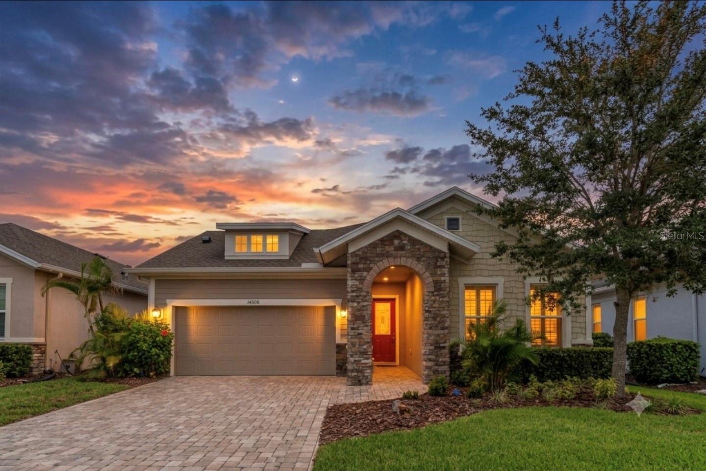 Photo of 14008 SWALLOW HILL DRIVE LITHIA FL 33547