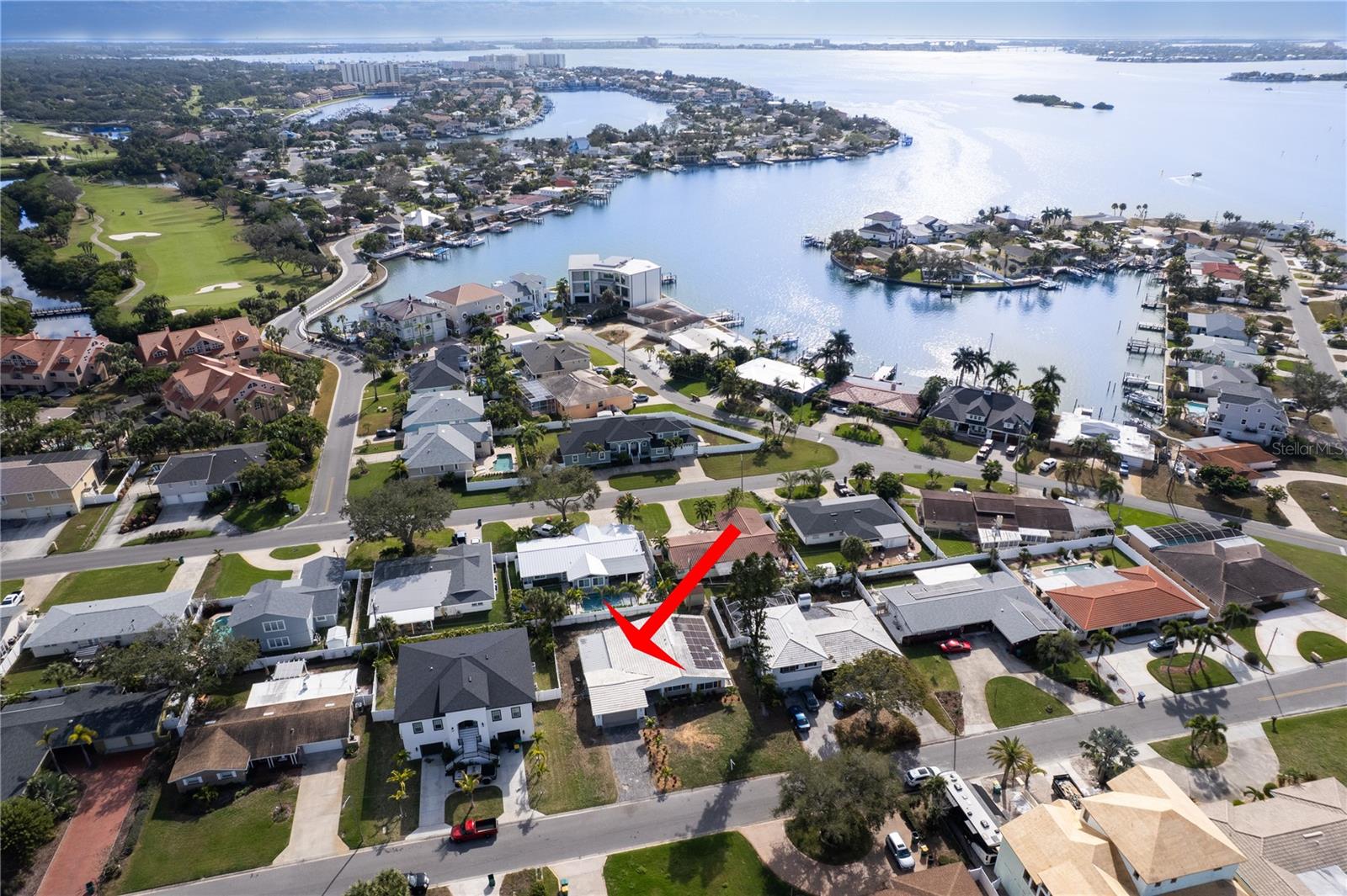 Photo of 6613 BLUE HERON DRIVE ST PETERSBURG FL 33707
