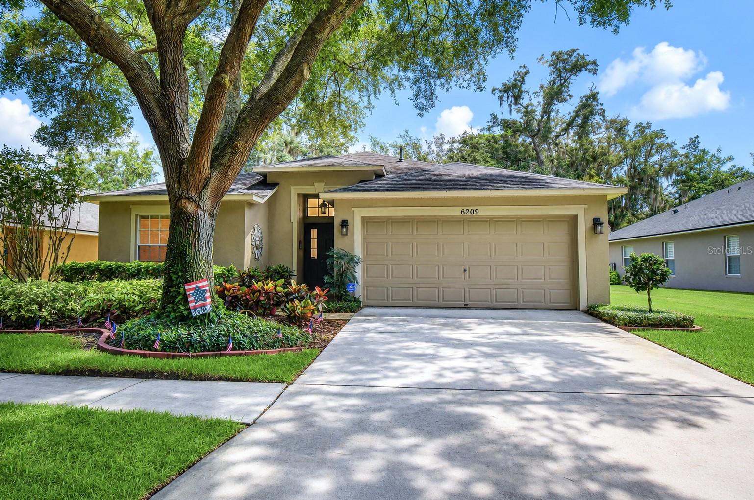 Photo of 6209 GANNETDALE DRIVE LITHIA FL 33547