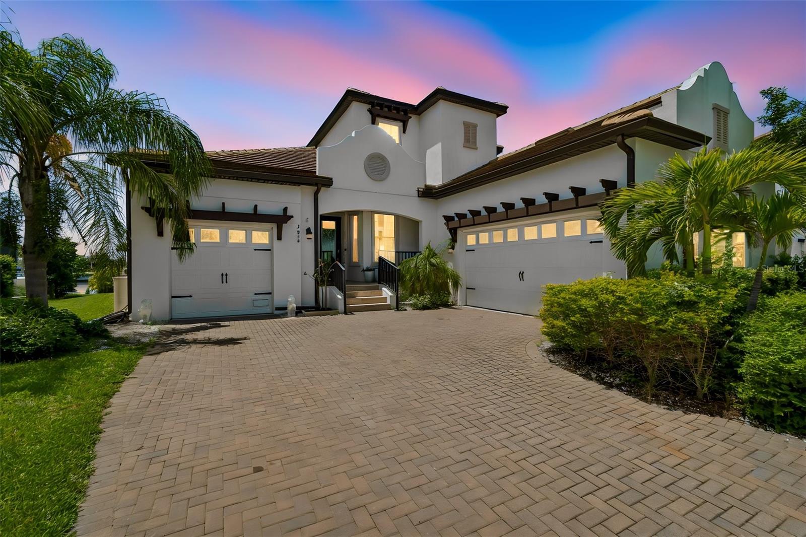 Photo of 3036 CHRISTOPHERS WATCH LANE RUSKIN FL 33570