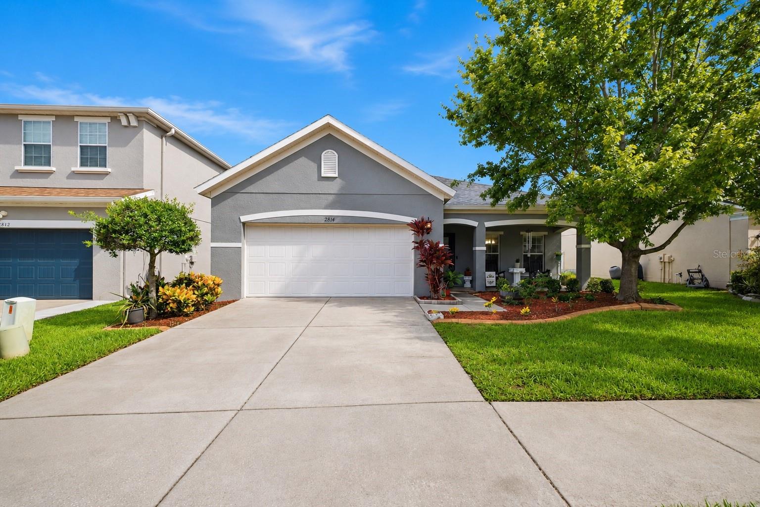 Photo of 2814 MAPLE BROOK LOOP LUTZ FL 33558
