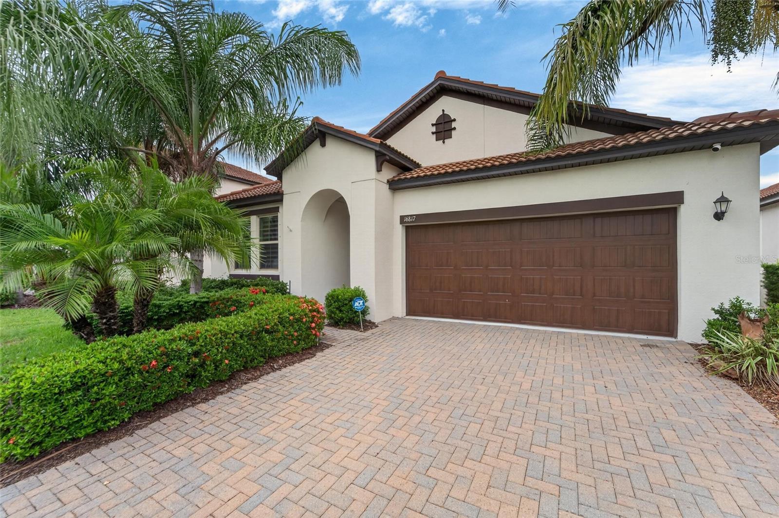 Photo of 16817 WHISPER ELM STREET WIMAUMA FL 33598