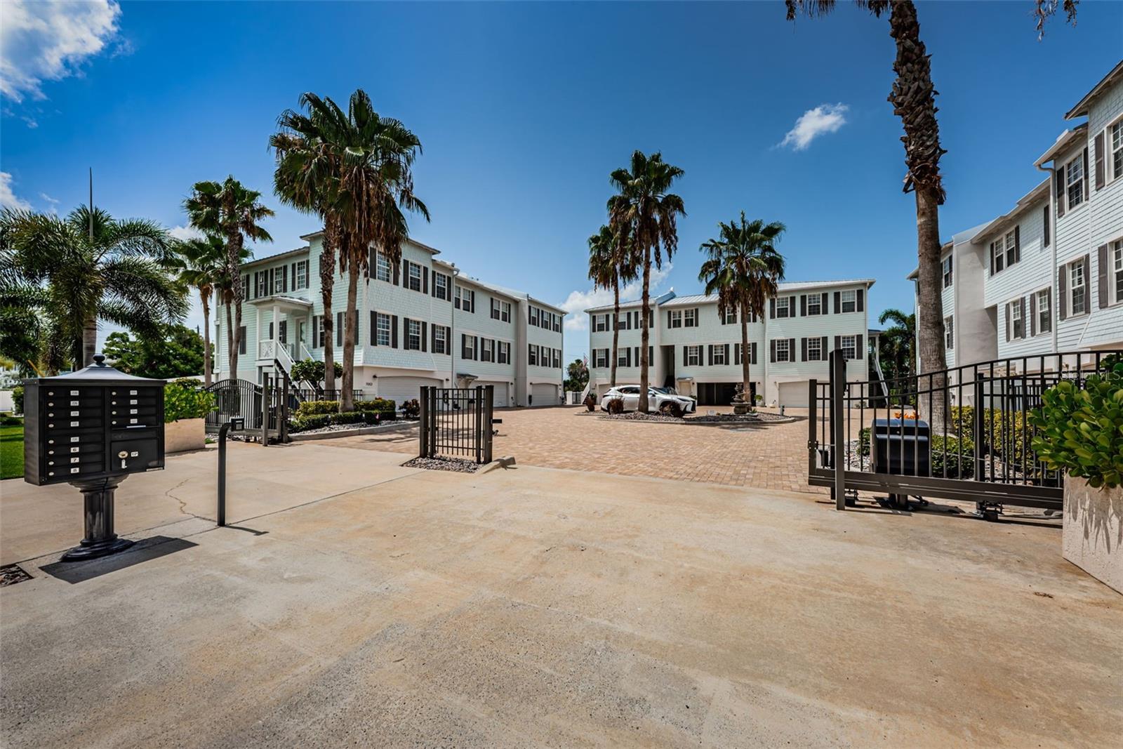Photo of 7010 GREVILLA AVENUE SOUTH PASADENA FL 33707