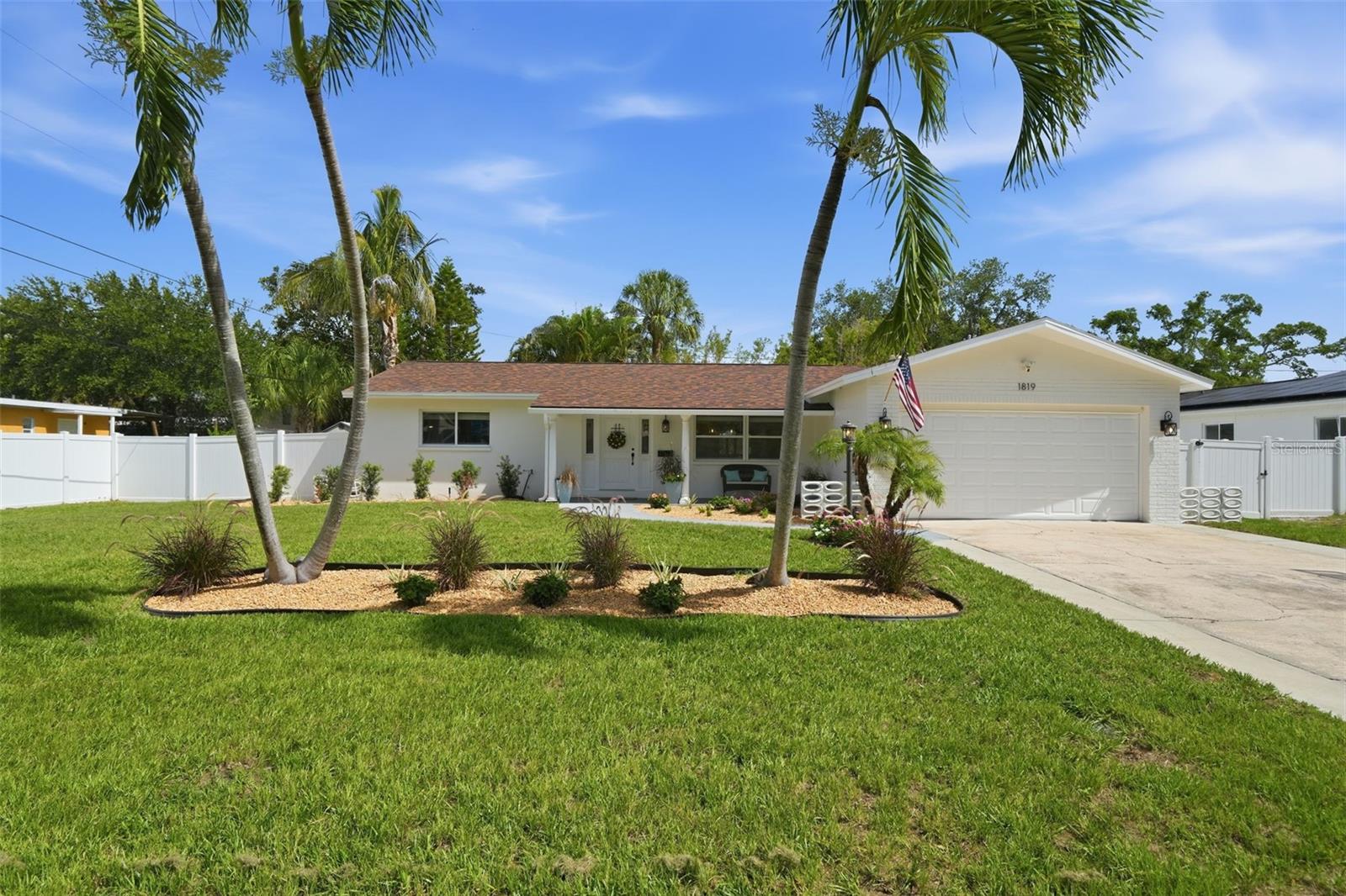 Photo of 1819 MARYLAND AVENUE ST PETERSBURG FL 33703