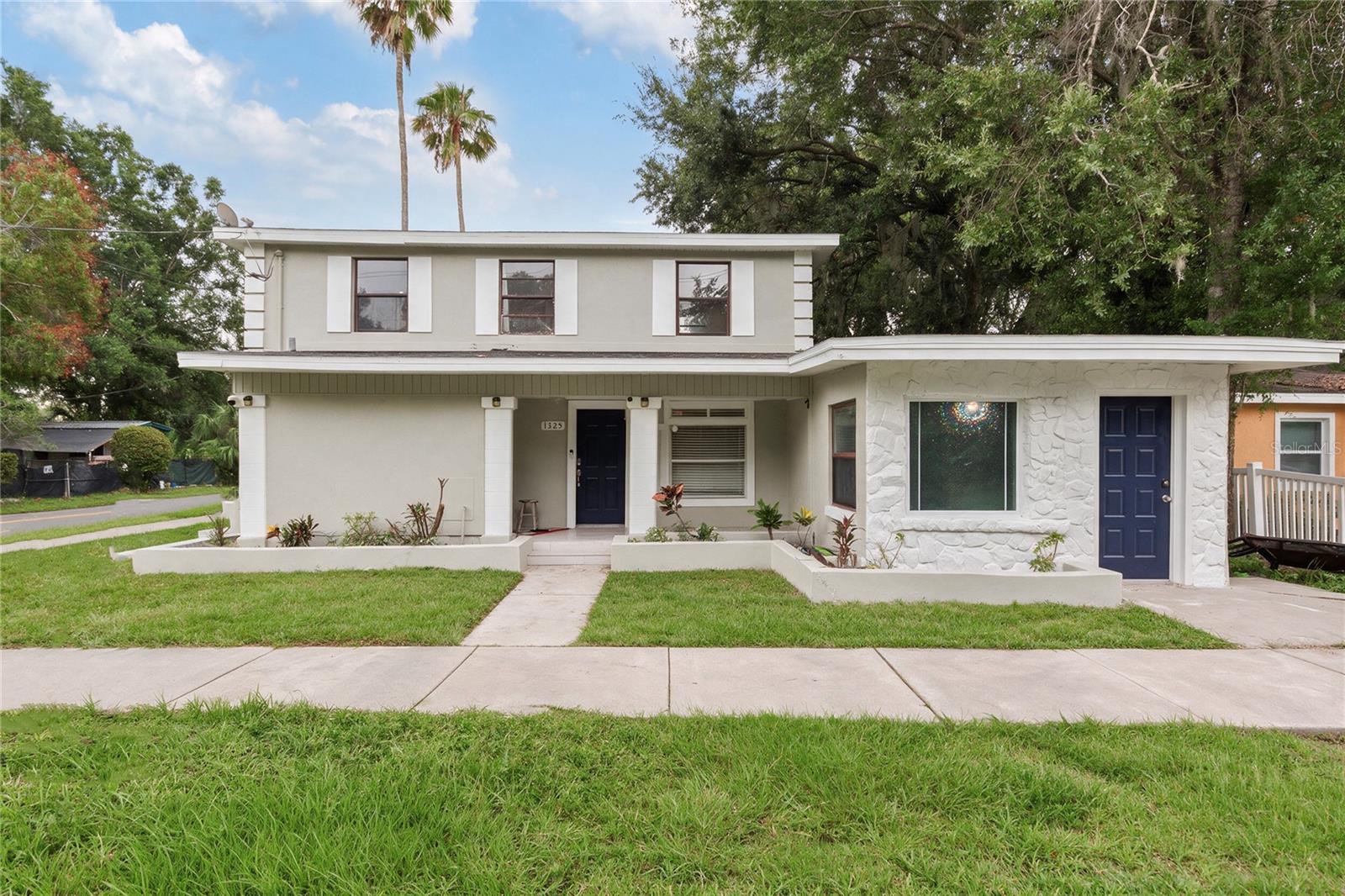 Photo of 1325 E LAURA STREET PLANT CITY FL 33563
