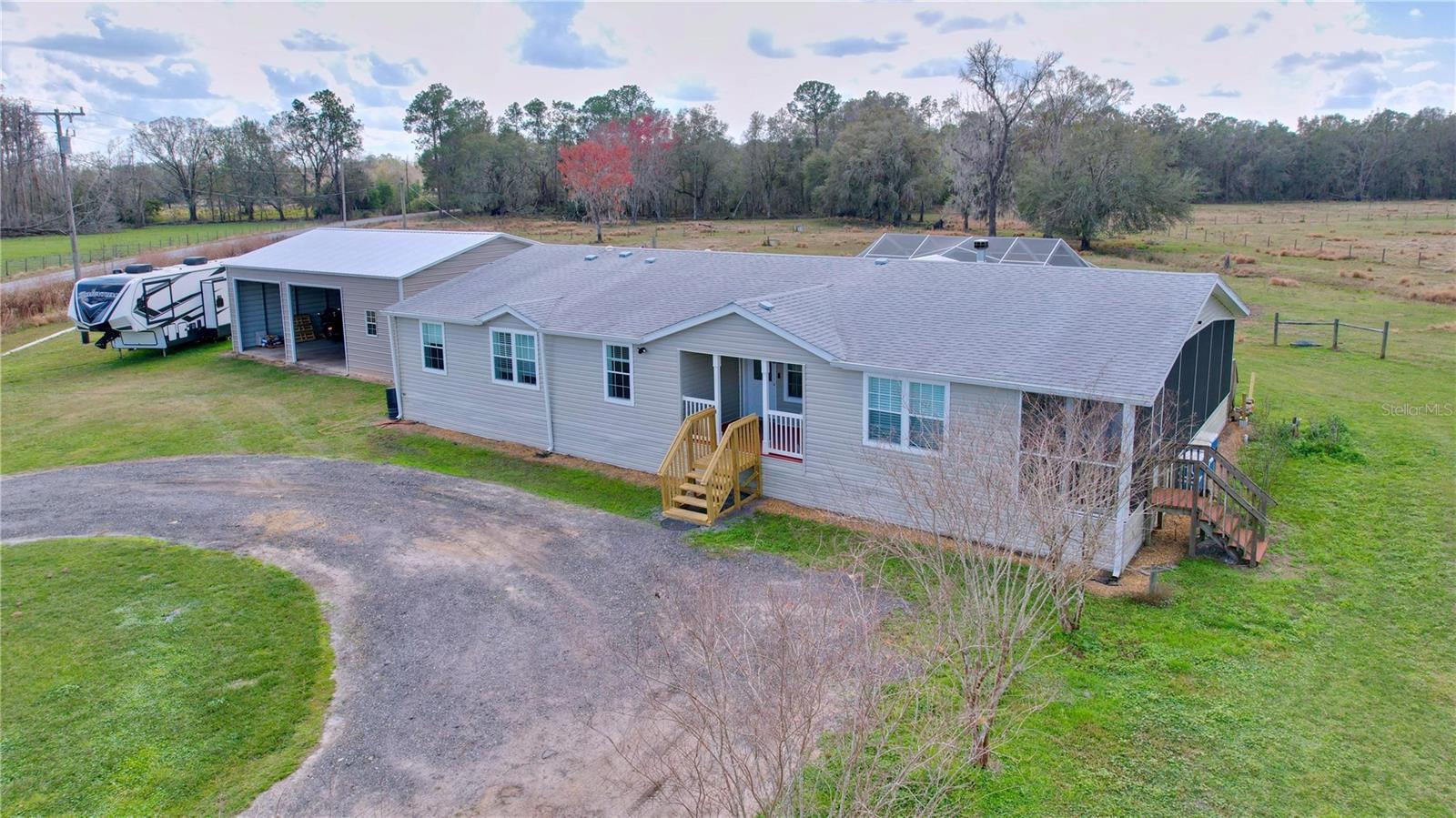 Photo of 14890 CR 757 WEBSTER FL 33597