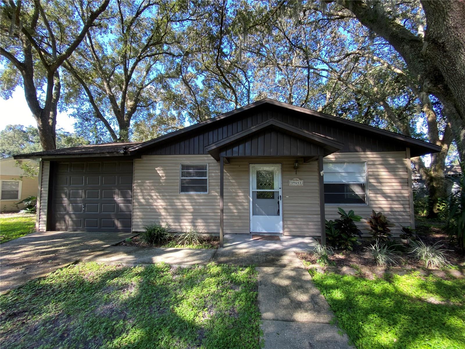Photo of 39648 MEADOWOOD LOOP ZEPHYRHILLS FL 33542