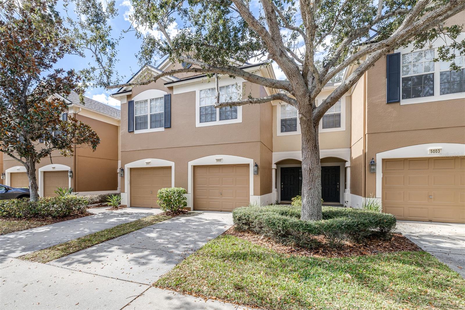 Photo of 5005 BARNSTEAD DRIVE RIVERVIEW FL 33578