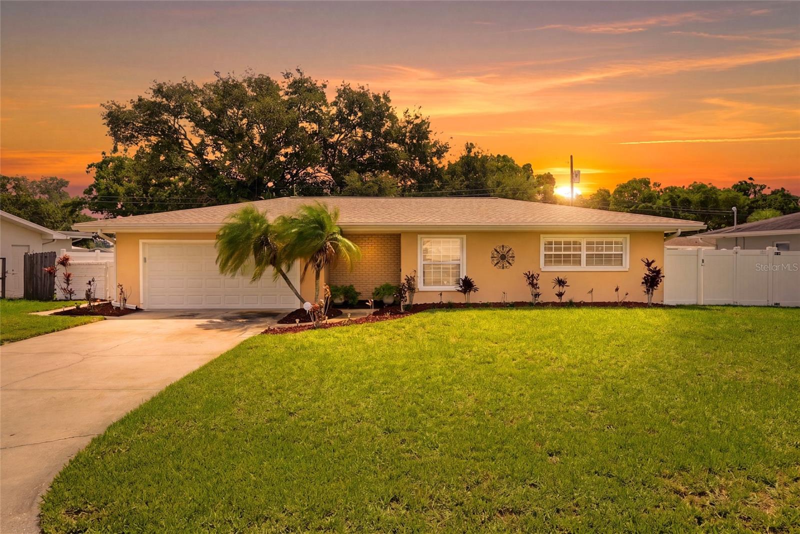Photo of 1417 FAIRFIELD DRIVE CLEARWATER FL 33764