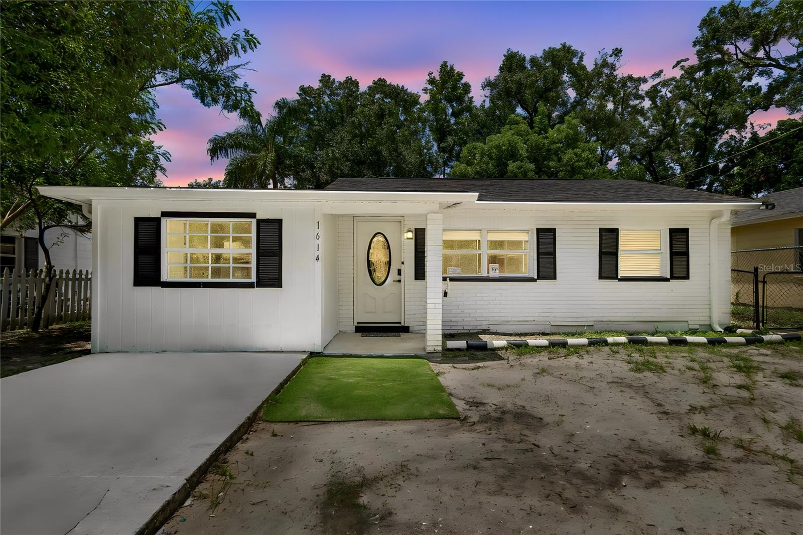 Photo of 1614 E MAPLE AVENUE TAMPA FL 33604
