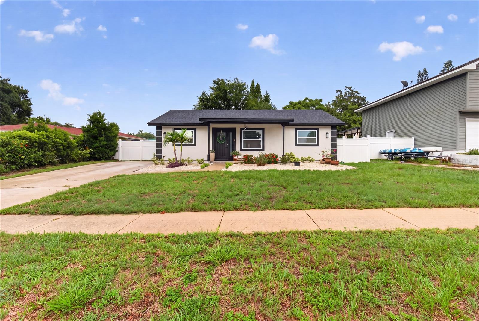 Photo of 1435 BURNING TREE ROAD TARPON SPRINGS FL 34689