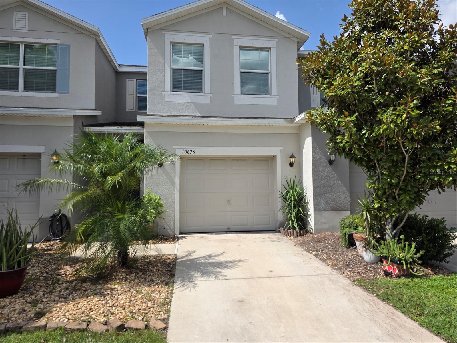 Photo of 10676 LAKE MONTAUK DRIVE RIVERVIEW FL 33578