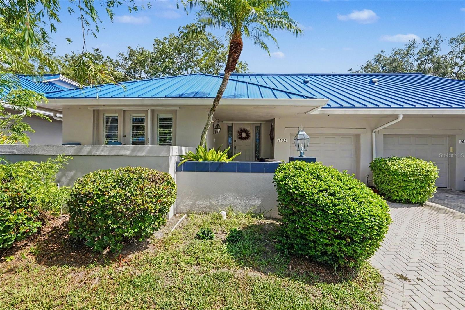 Photo of 1683 WATERMARK CIRCLE ST PETERSBURG FL 33702