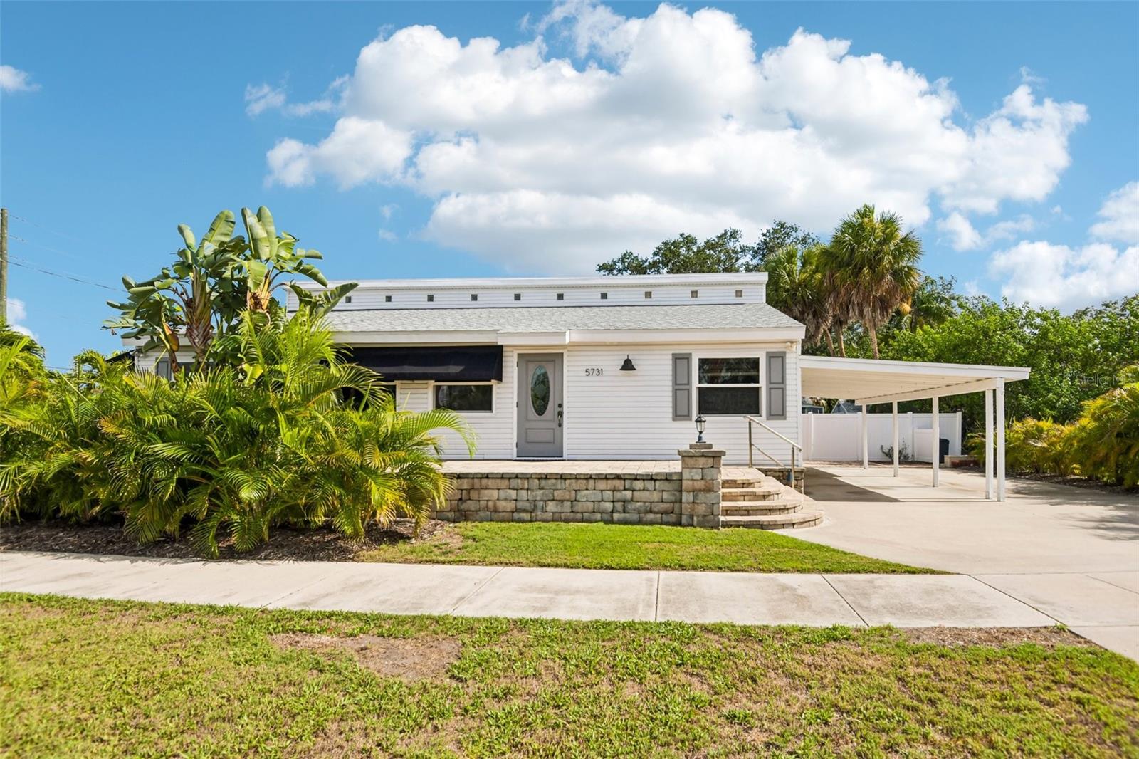 Photo of 5731 28TH AVENUE GULFPORT FL 33707