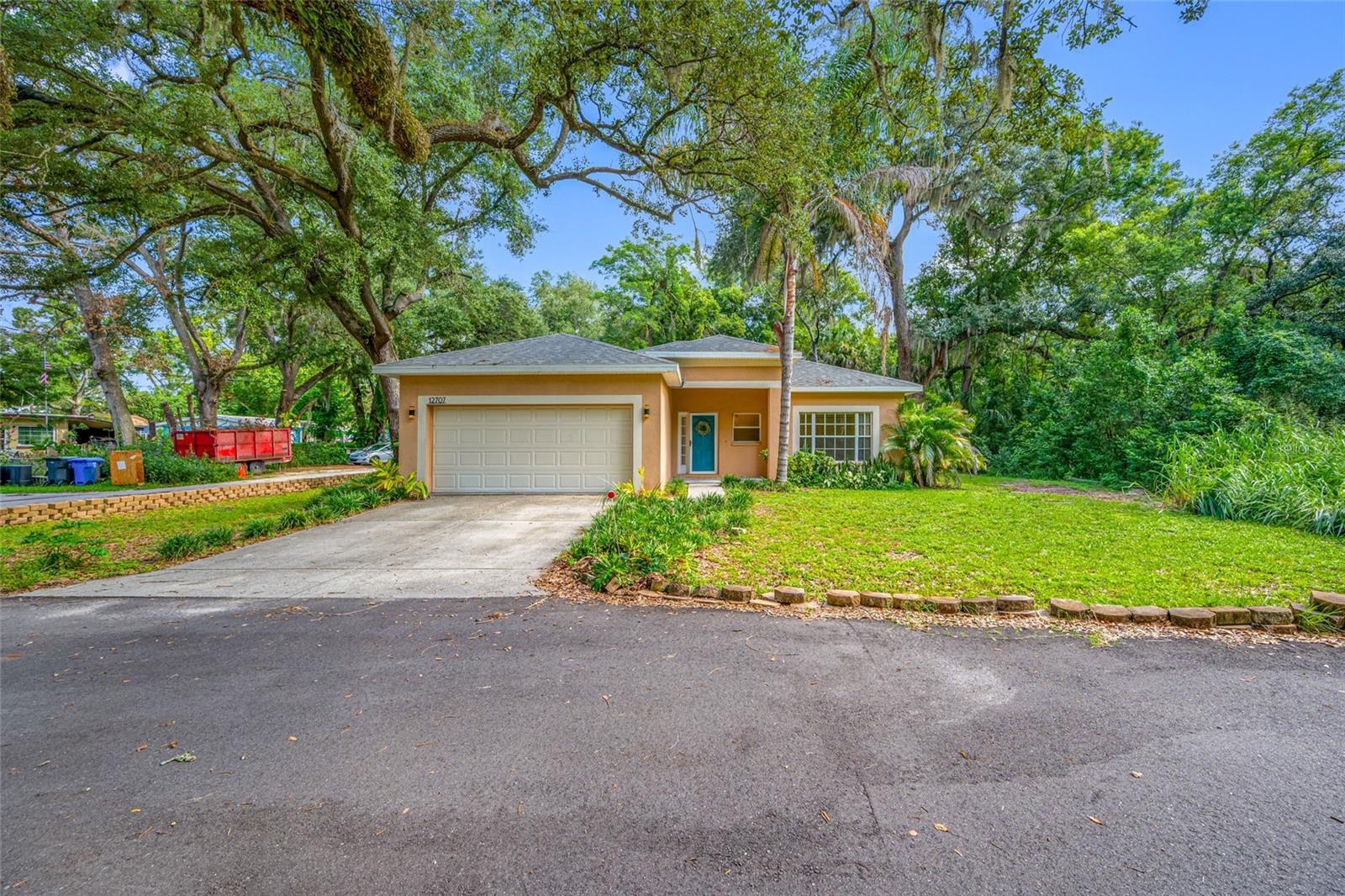 Photo of 12707 LINDA DRIVE TAMPA FL 33612