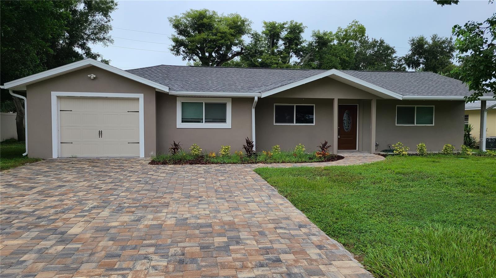 Photo of 1718 CARDINAL DR CLEARWATER FL 33759