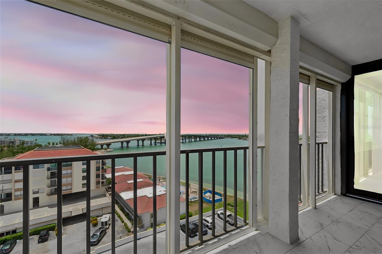 Photo of 6265 SUN BOULEVARD #1004 ST PETERSBURG FL 33715