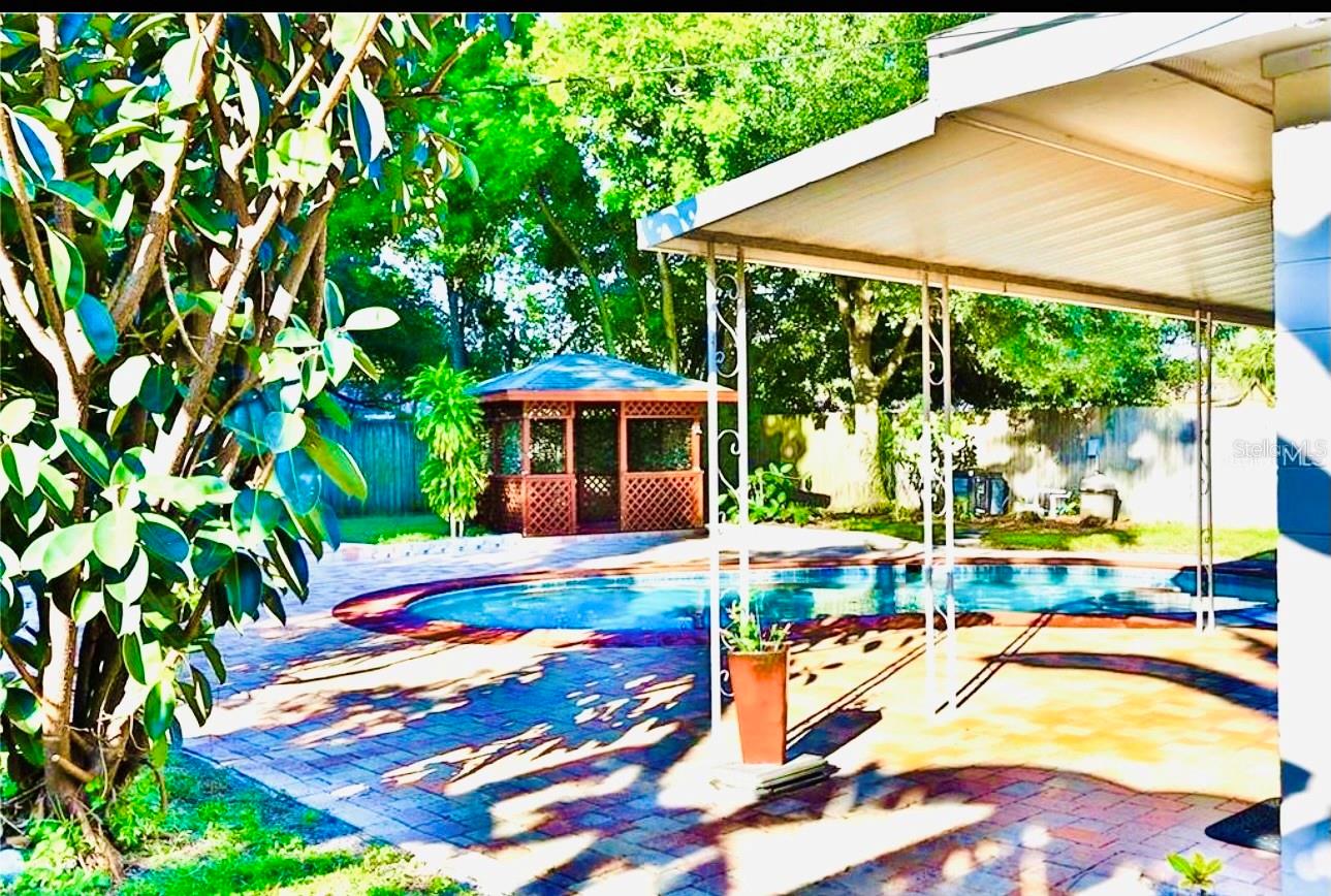 Photo of 3925 W BAY VIEW AVENUE TAMPA FL 33611