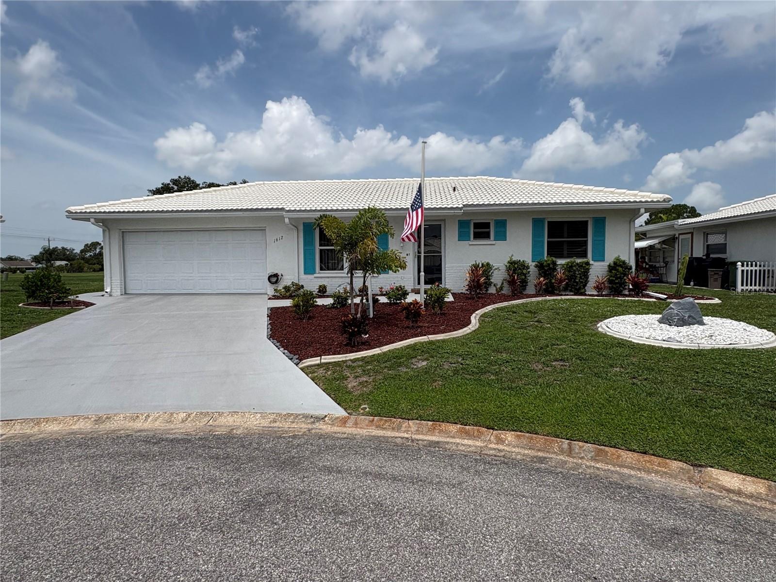 Photo of 1612 S ELMWOOD DRIVE BRADENTON FL 34208