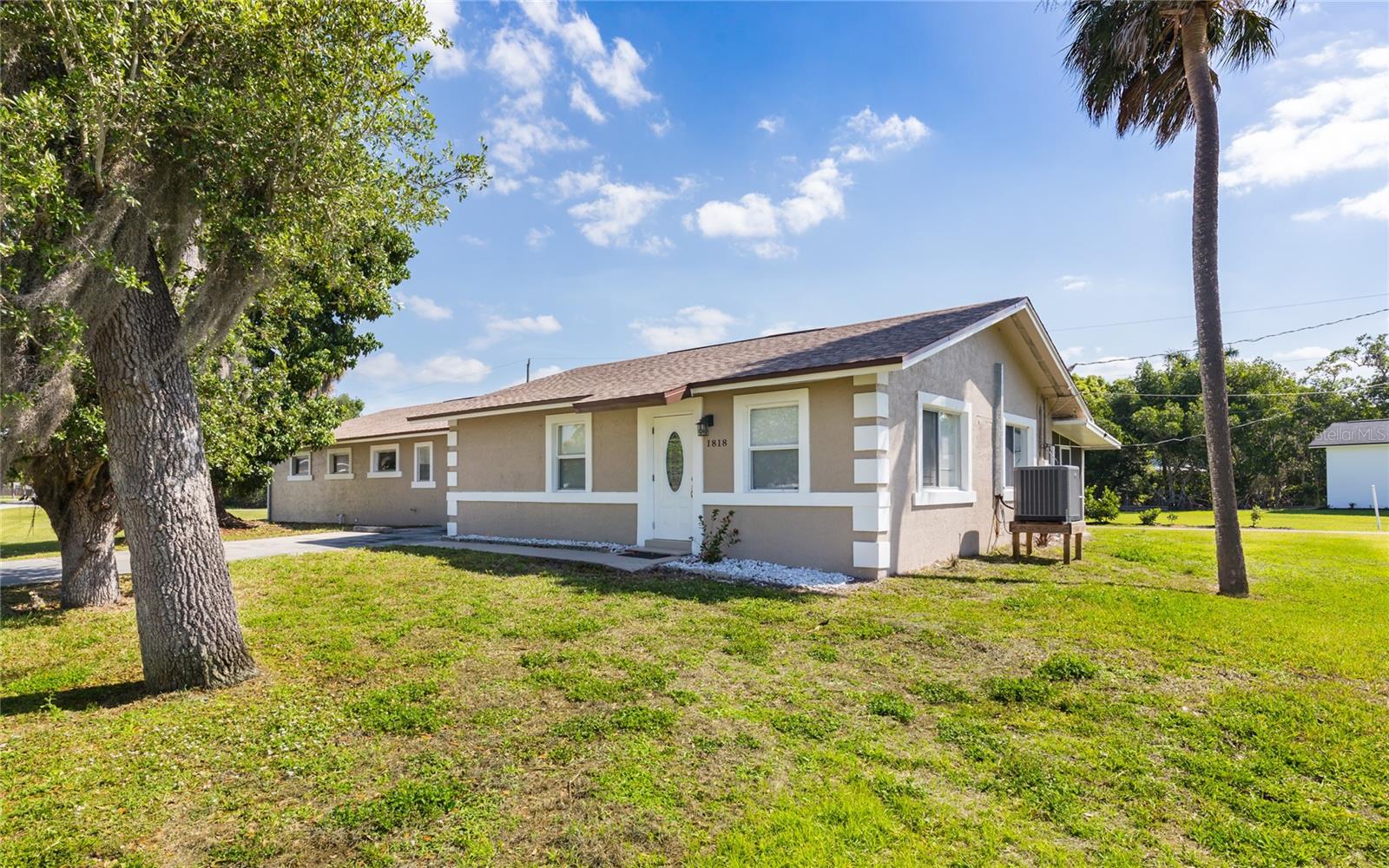 Photo of 1818/1822 STEVENSON ROAD NORTH FORT MYERS FL 33917