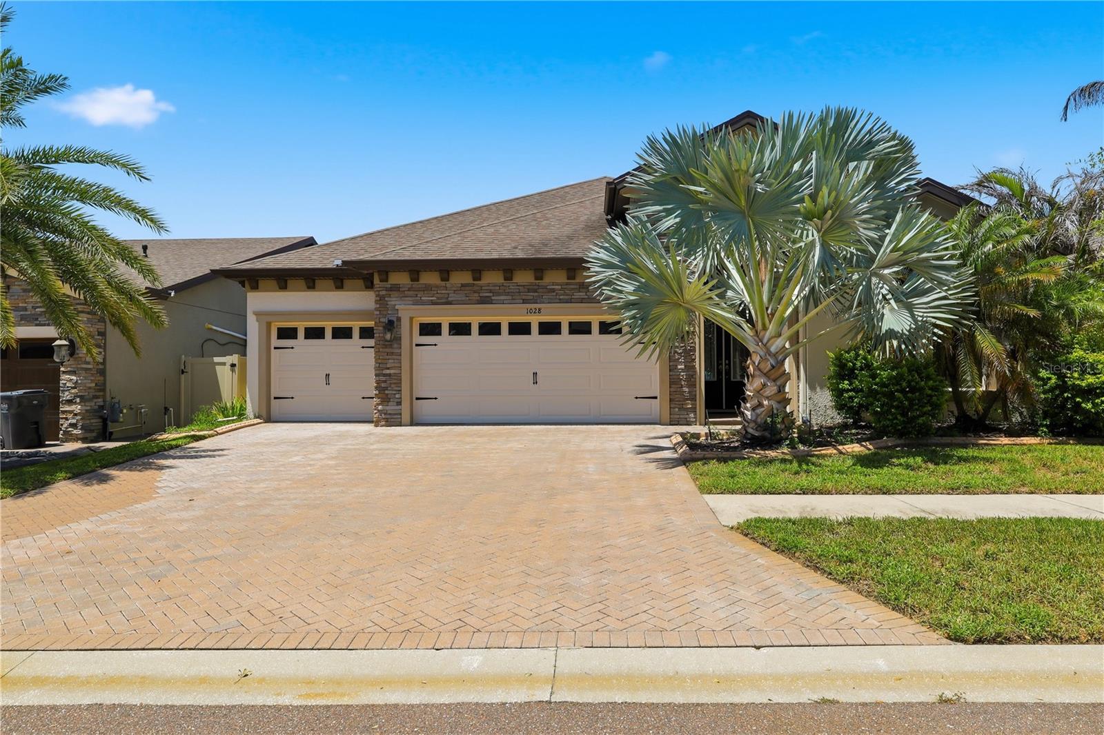 Photo of 1028 CORETTO AVENUE BRANDON FL 33511