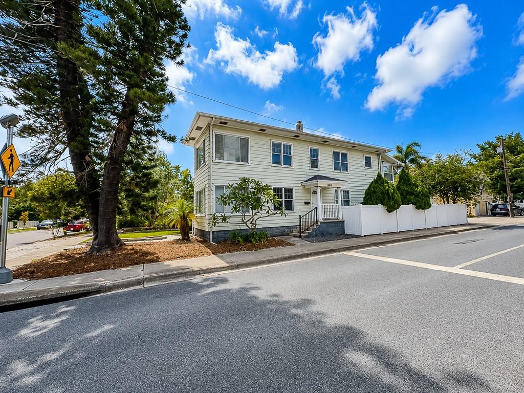 Photo of 400 20TH STREET ST PETERSBURG FL 33713