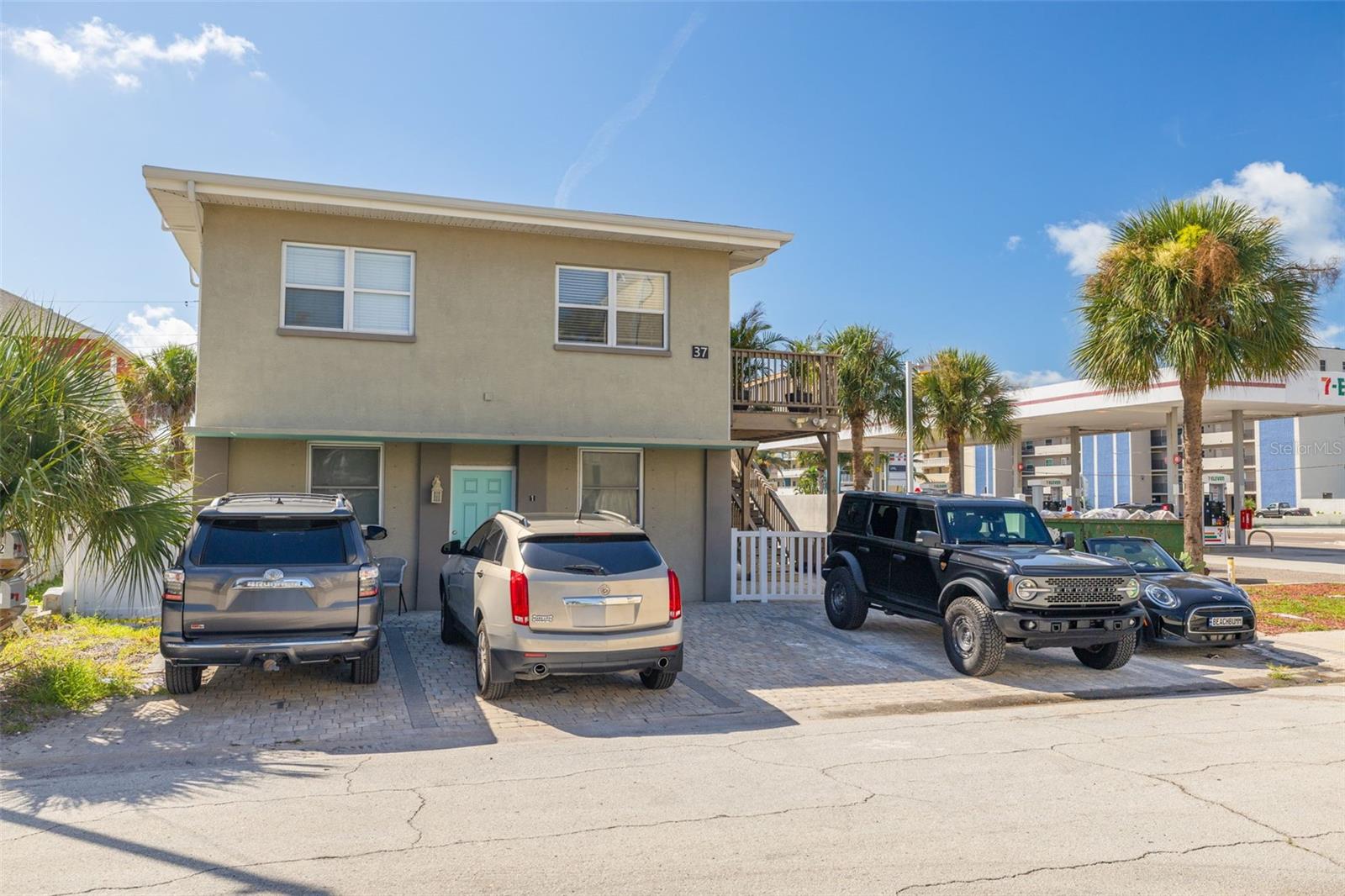 Photo of 37 144TH AVENUE MADEIRA BEACH FL 33708