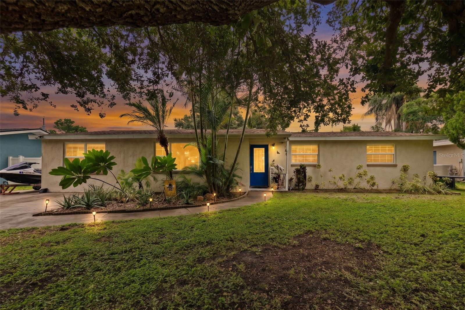 Photo of 1807 CARLTON DRIVE CLEARWATER FL 33759