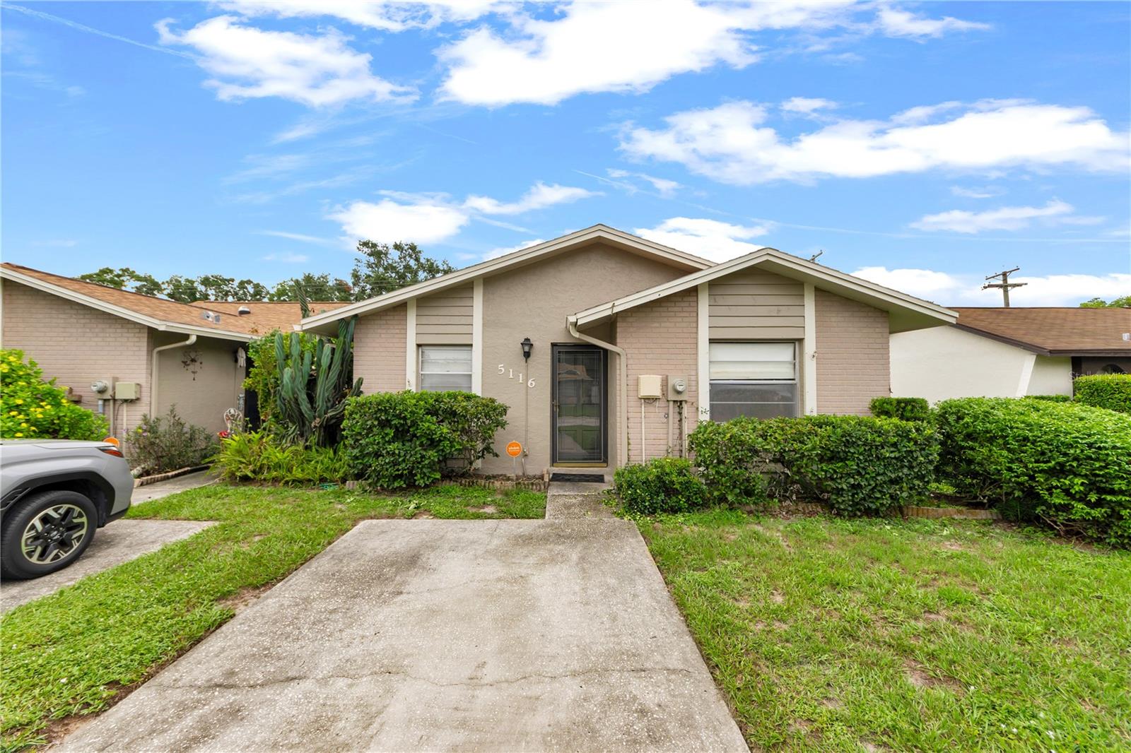 Photo of 5116 LESHER COURT TAMPA FL 33624
