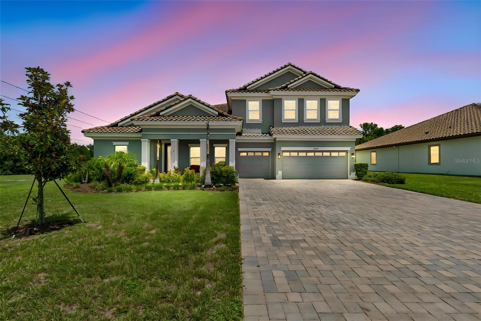 Photo of 10597 MEADOWRUN DRIVE LITHIA FL 33547
