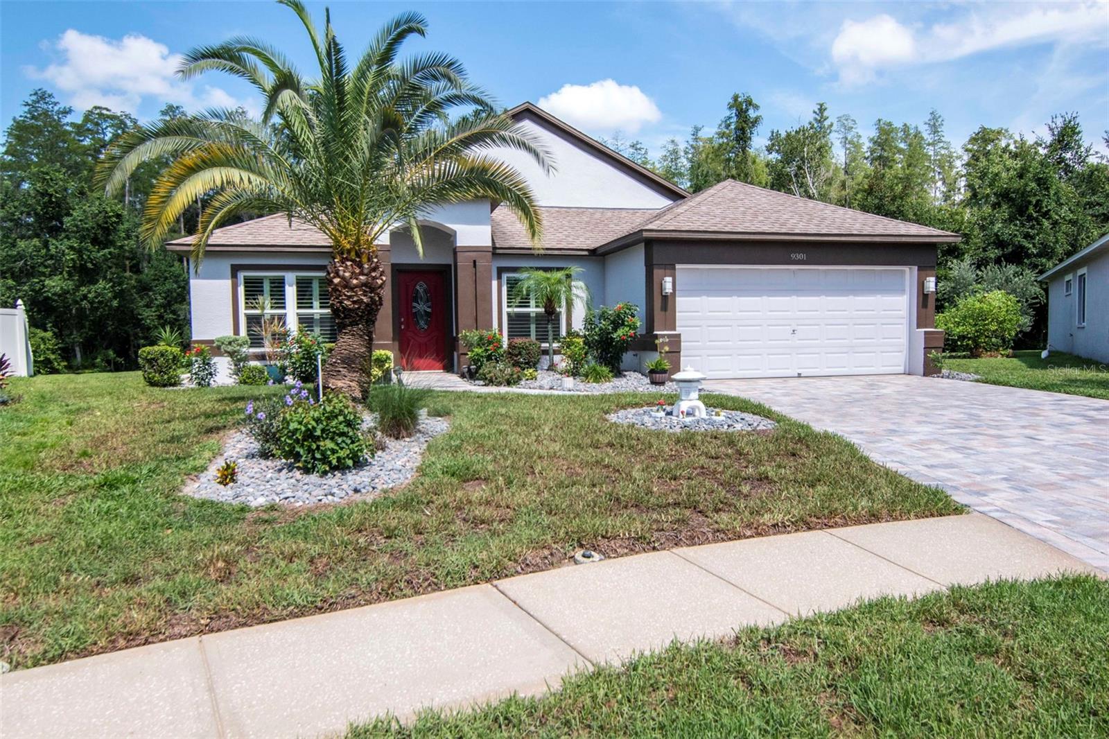 Photo of 9301 BROOKHURST COURT TAMPA FL 33647