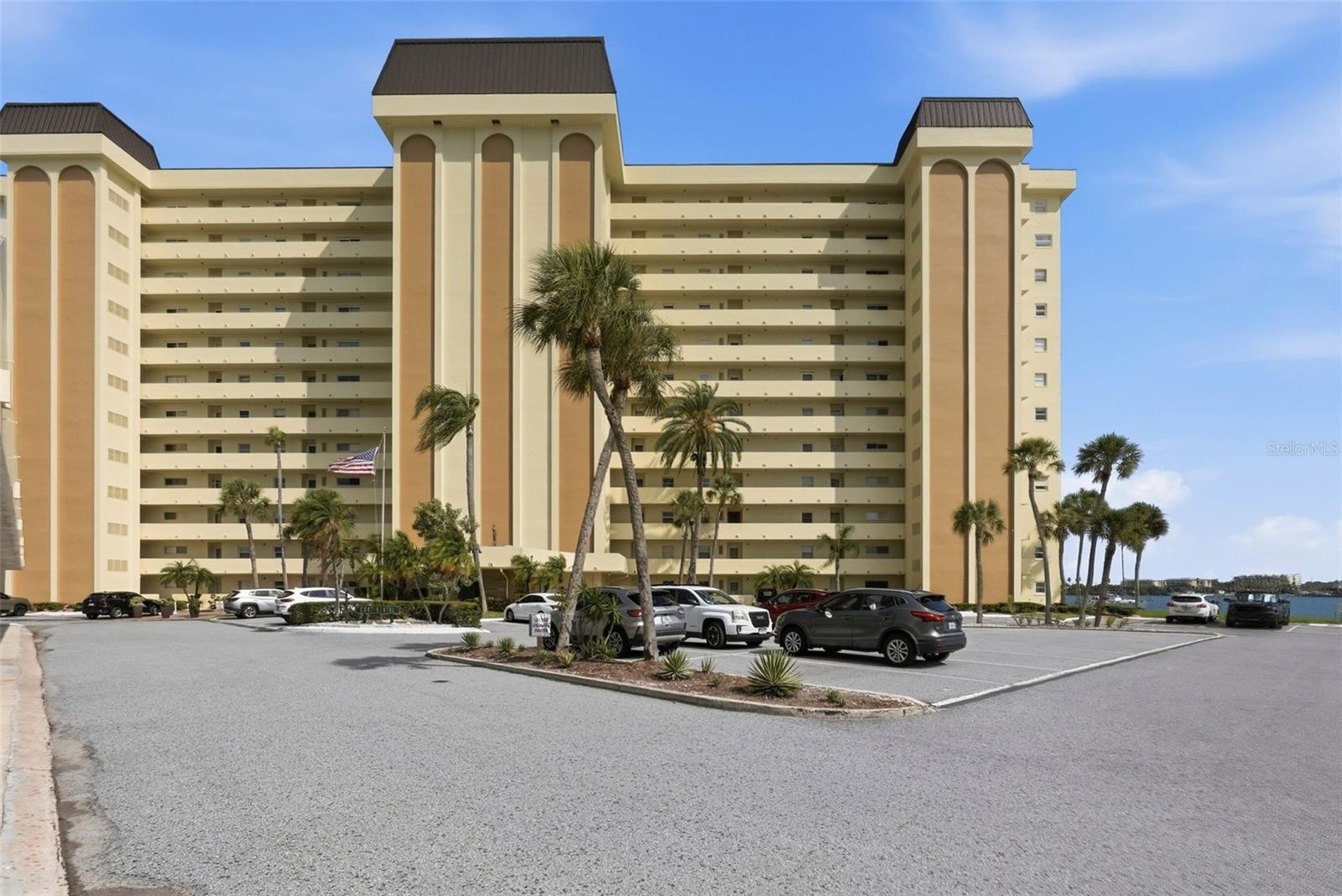 Photo of 4775 COVE CIRCLE #106 ST PETERSBURG FL 33708