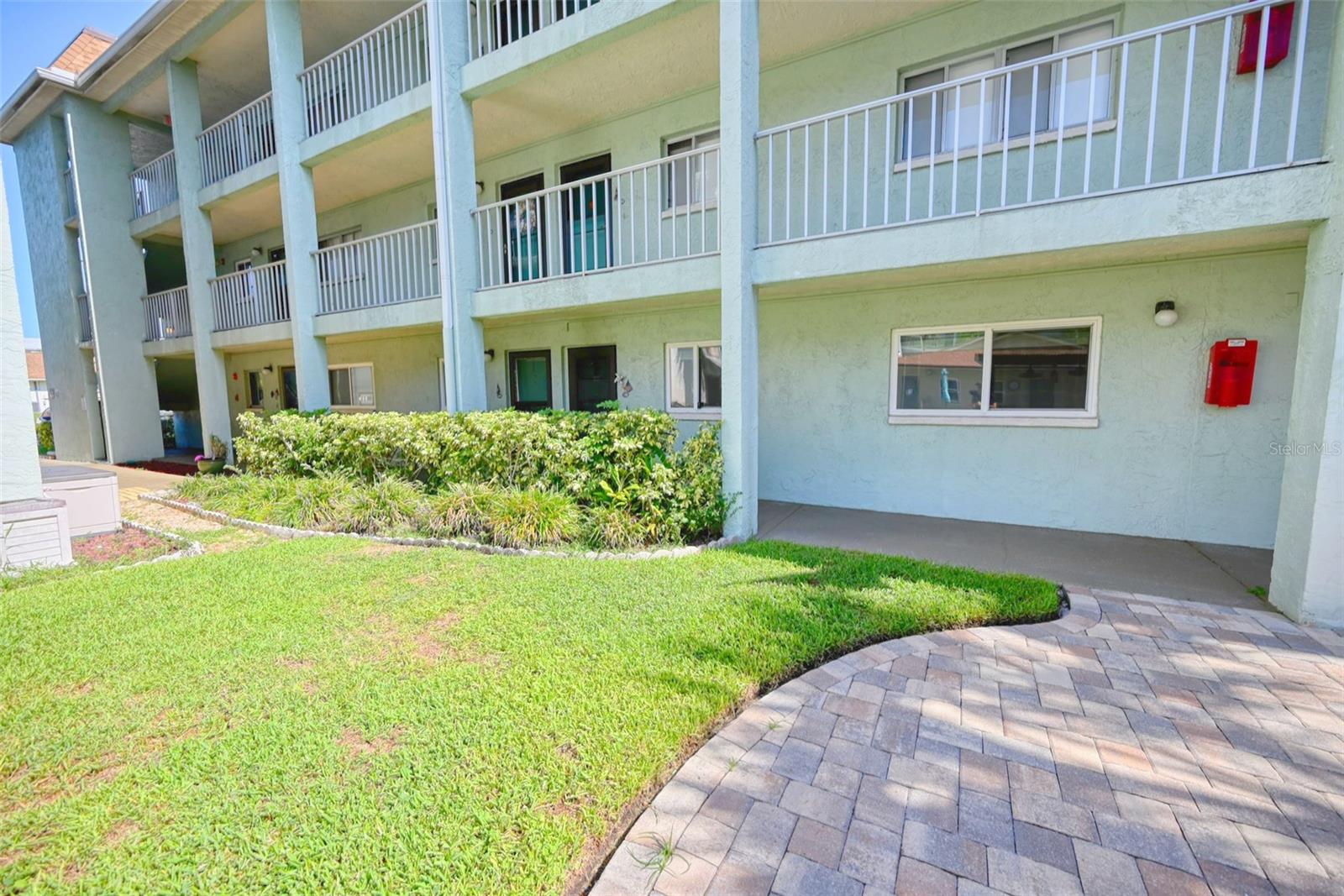 Photo of 801 83RD AVENUE #133 ST PETERSBURG FL 33702
