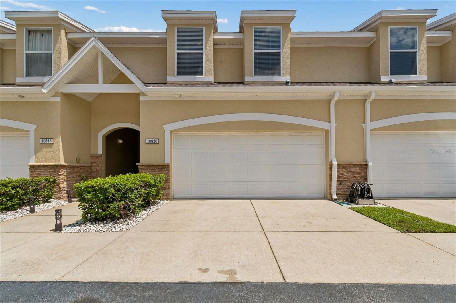 Photo of 10820 CELTIC WOODS AVENUE TAMPA FL 33647