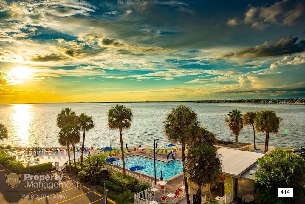 Photo of 2506 N ROCKY POINT DRIVE #414 TAMPA FL 33607