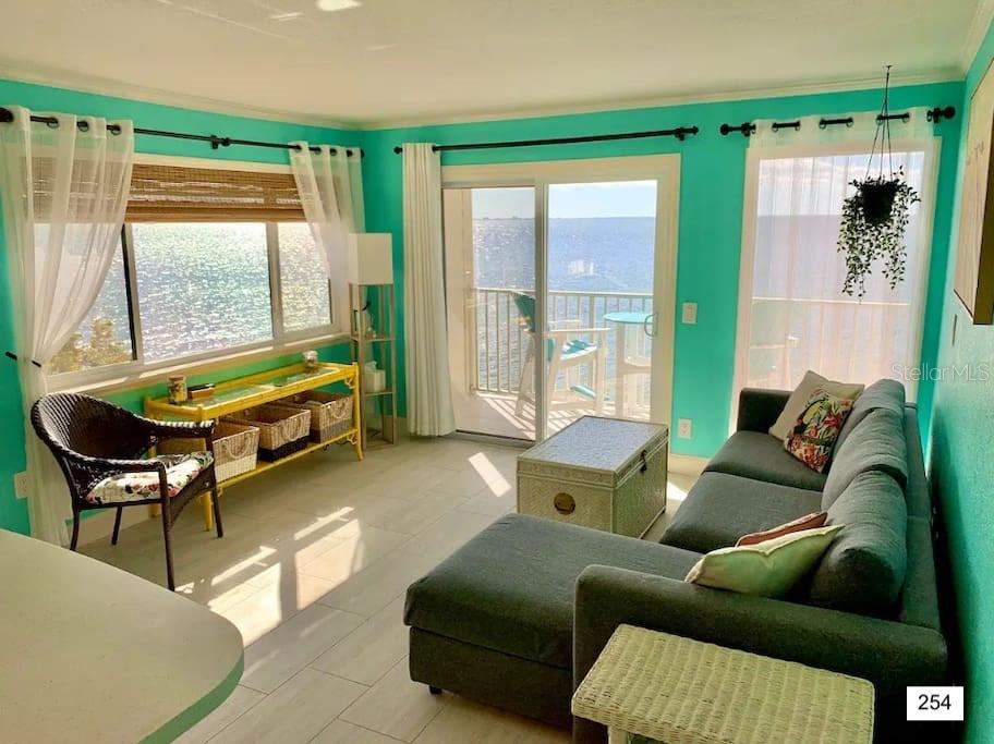 Photo of 2506 N ROCKY POINT DRIVE #254 TAMPA FL 33607